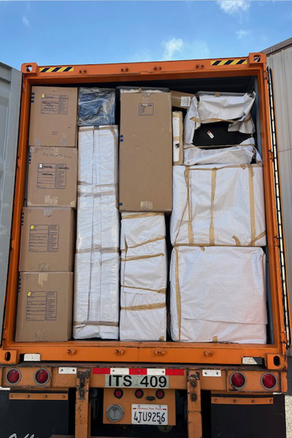 Bloom-Packing-truck1